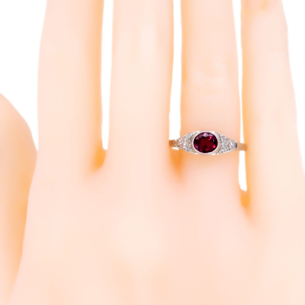Diamond Ruby Platinum Oost-West Ring 13717-5099 Image2