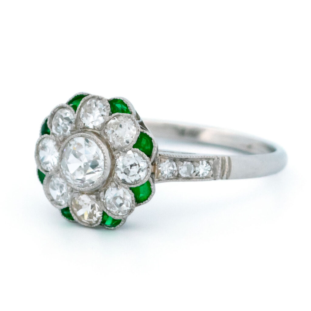 Anello a grappolo in platino con smeraldi e diamanti 13815-5109 Image4