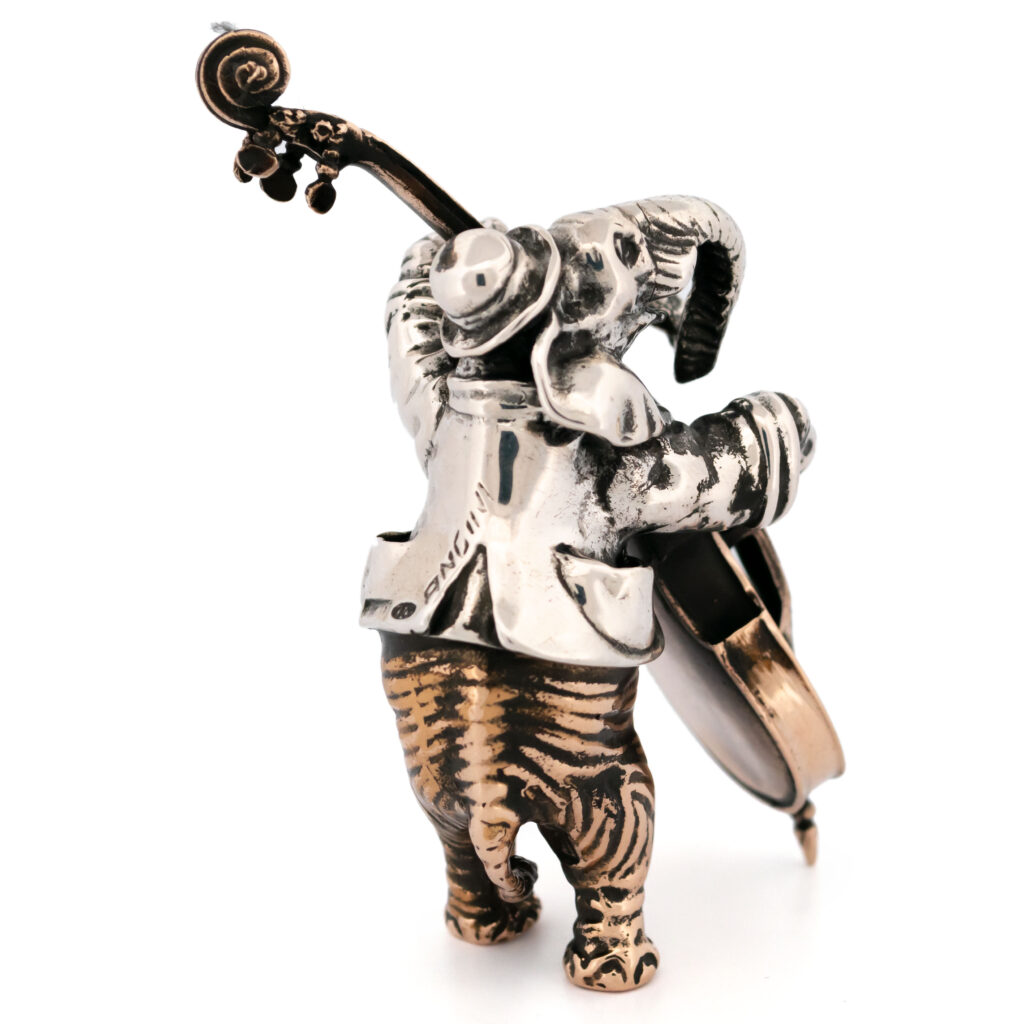 Miniatura "Elefante che suona il violoncello" in rame argentato 14337-3049 Immagine5