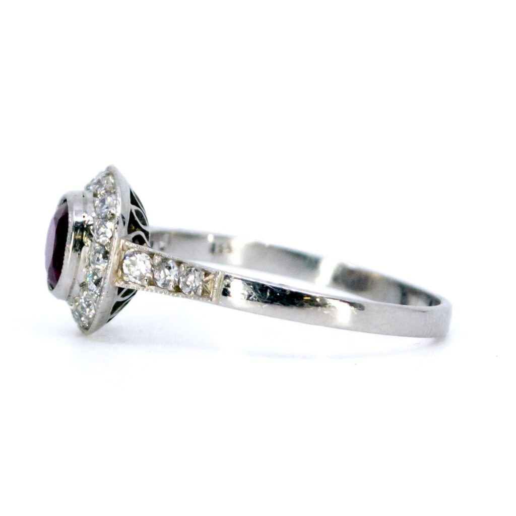 Diamond Ruby Platinum Halo Ring 9785-2143 Afbeelding3