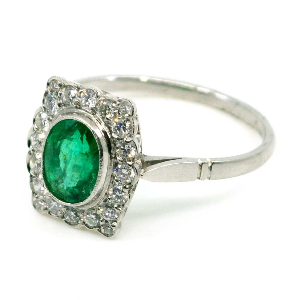 Anello a forma ovale in platino con smeraldi e diamanti 10881-5013 Immagine2