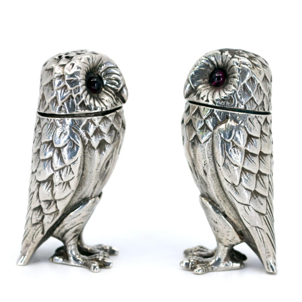 Silver Owl Salt And Pepper Shakers Set 11737-2851 Image2