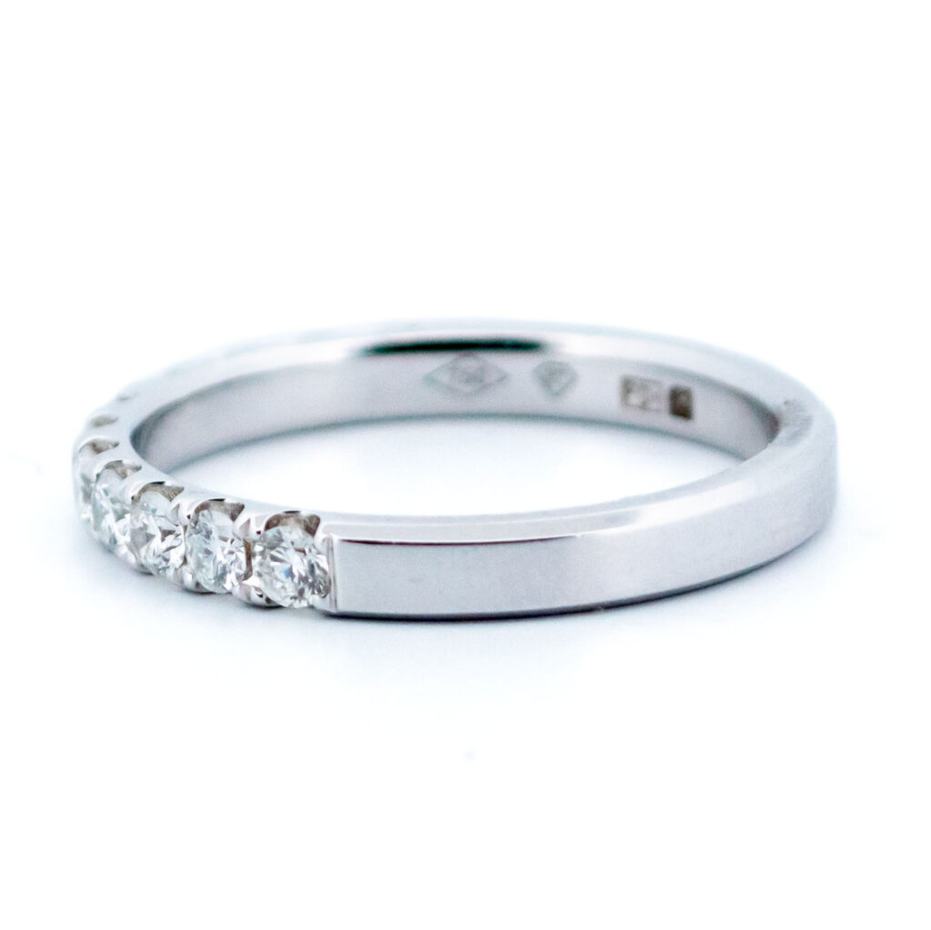 Diamond 18k Row Ring 13994-8270 Image4