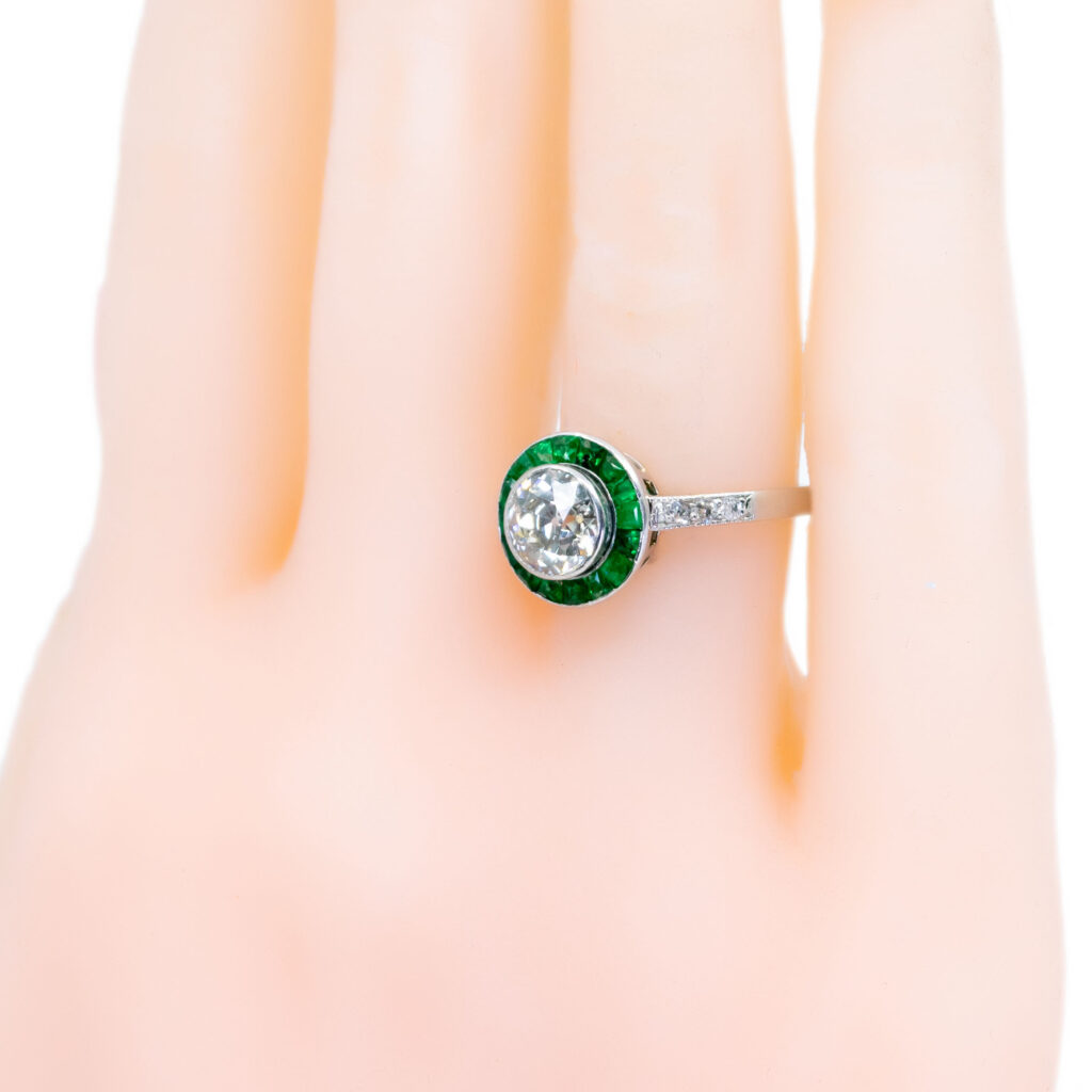 Diamond Emerald Platinum Target Ring 14249-2415 Image2