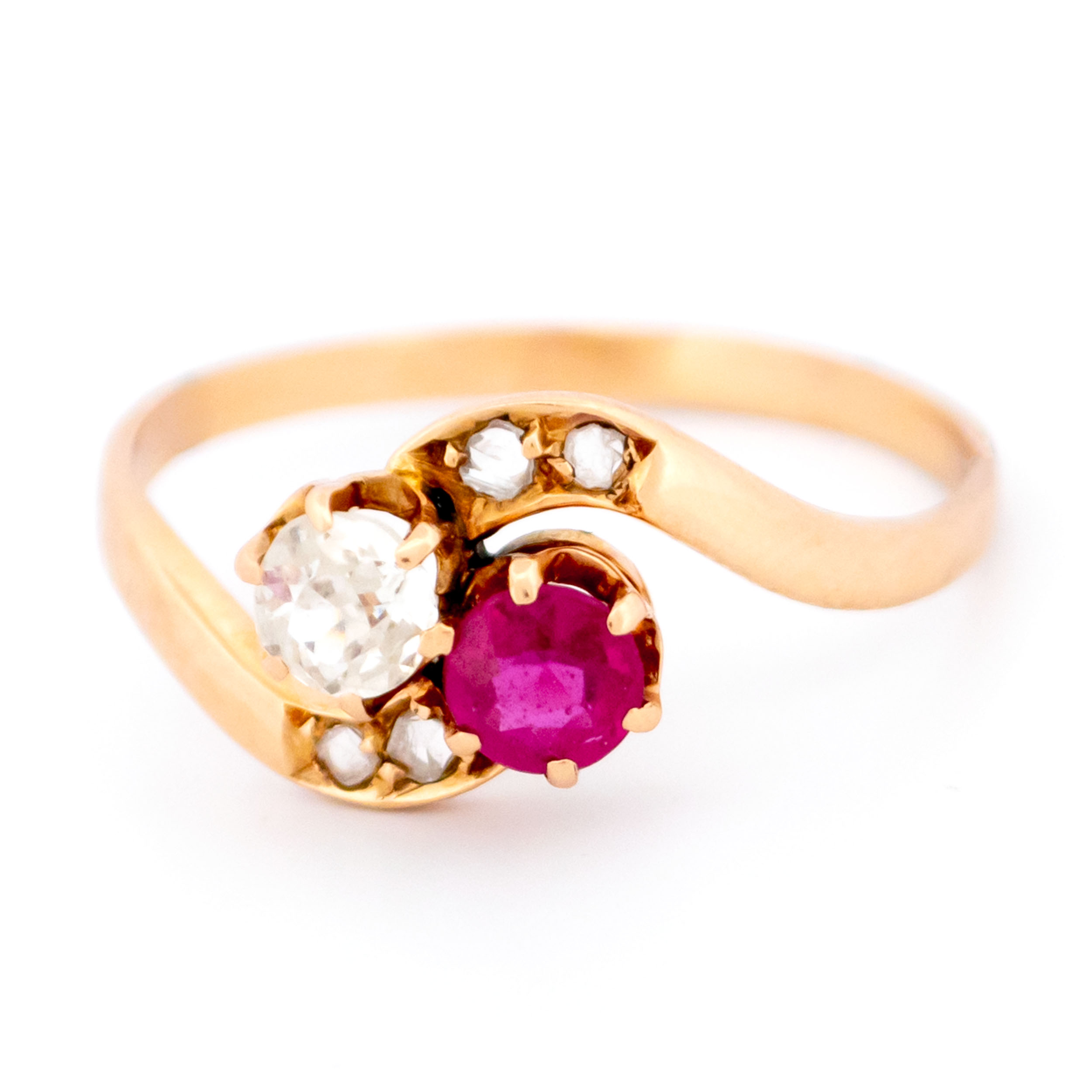 Ruby clearance crossover ring