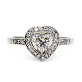 Diamond Platinum Heart-Shape Ring 9687-4978 Image1
